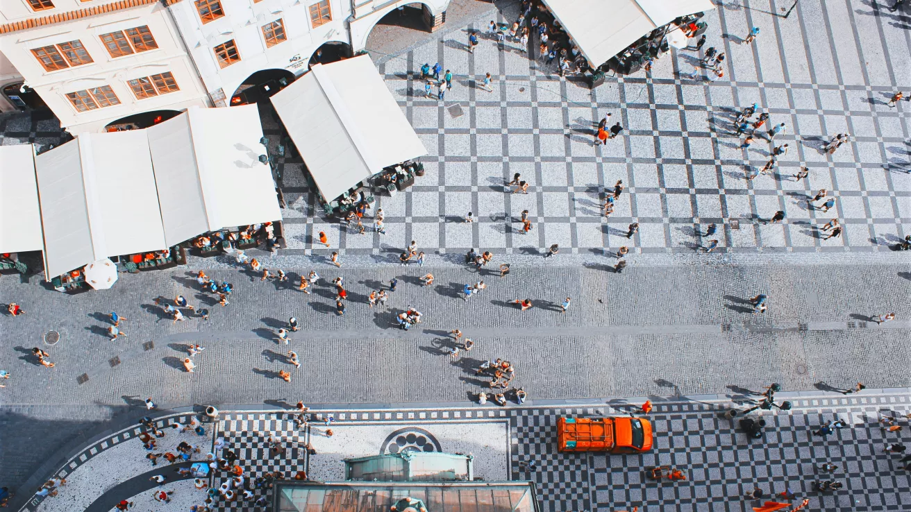 Aerial view of people visiting a city, by Mayur on Unsplash